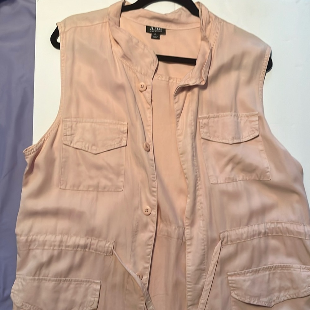 A.N.A. Pink Button up Vest Size XL
